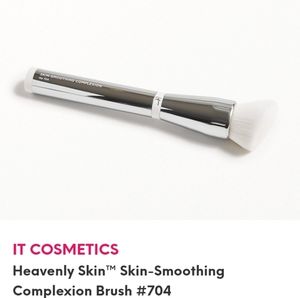 Heavenly skin anti aging smoothing brush
